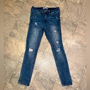 Vervet Distressed Skinny Jeans